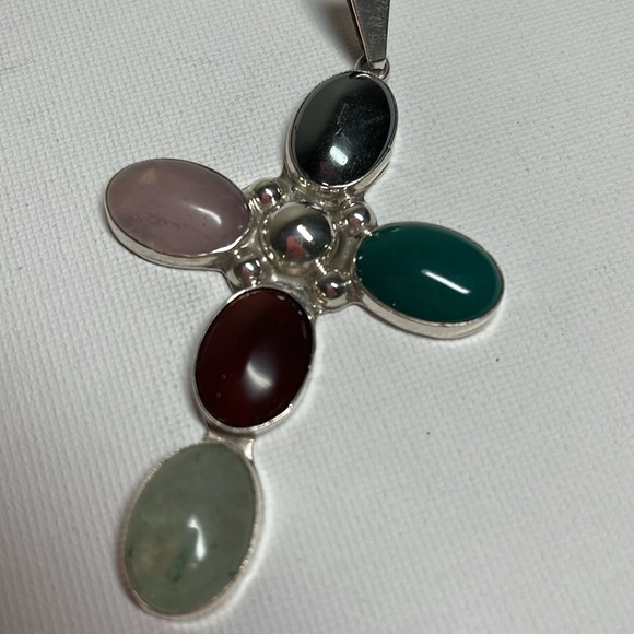 Sterling Silver and stone cross - Picture 2 of 7